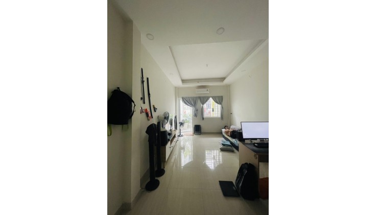 BÁN NHÀ TÂN BÌNH OTO VÀO NHÀ 65M2 3 TẦNG 3PN RỘNG HẺM THÔNG KD ĐỈNH CMT8 8.7 TỶ.